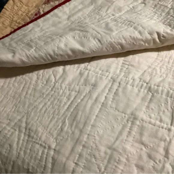 Cream Geometric Quilt Timeless Design Bedding